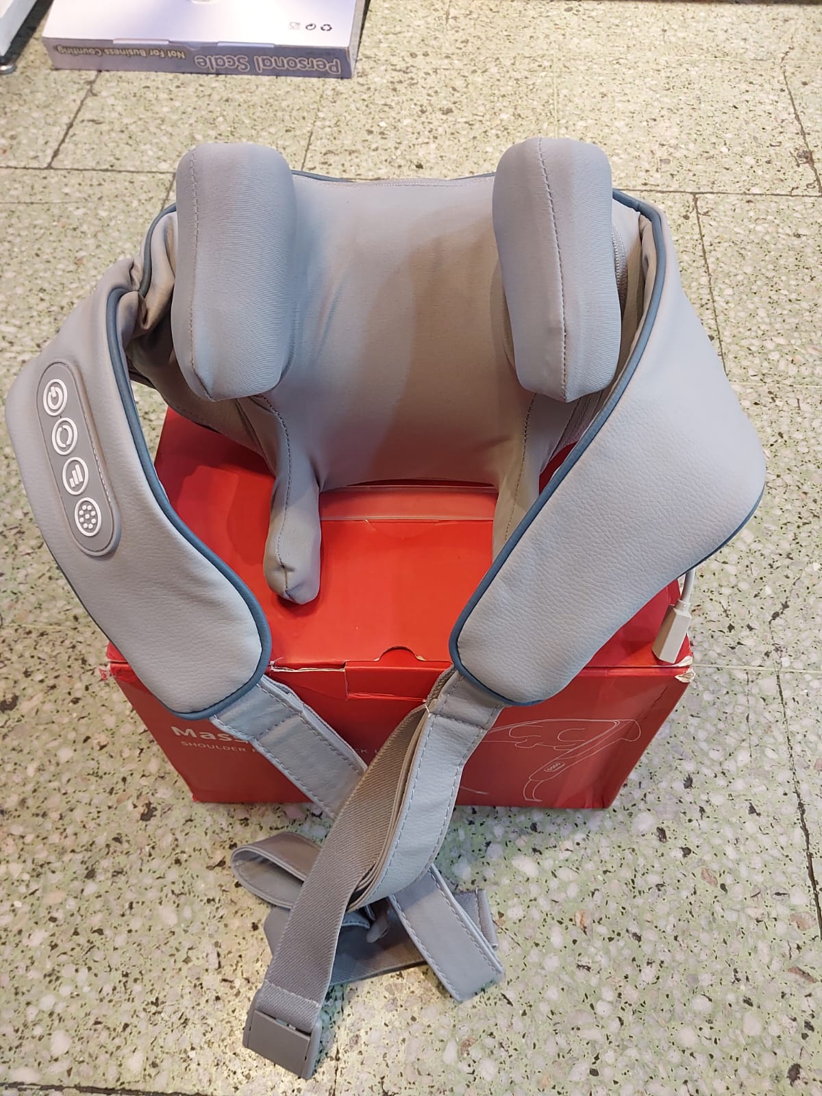 MASAJEADOR CERVICAL PRO-ALIVIO™ ⚡ (Recargable + Calor Relajante)